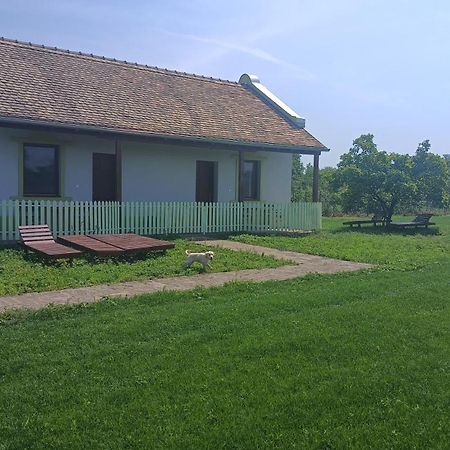 Villa Diiva Curug Δωμάτιο φωτογραφία