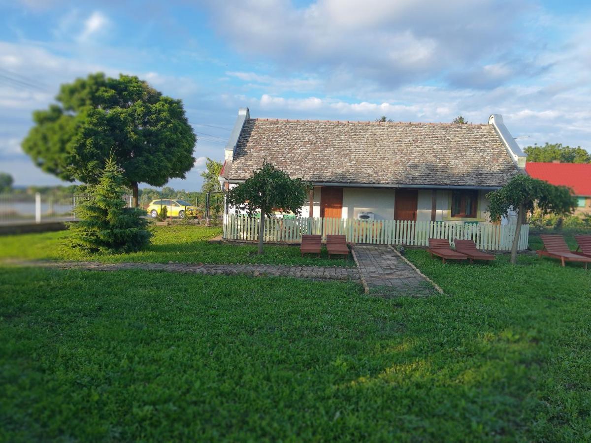 Villa Diiva Curug Εξωτερικό φωτογραφία