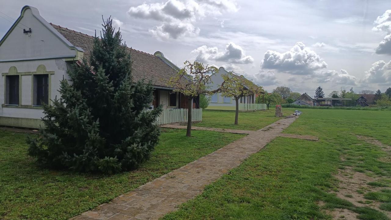Villa Diiva Curug Εξωτερικό φωτογραφία